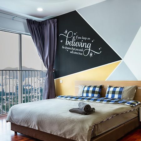 Southwest Island Suite By D Imperio Homestay Bayan Lepas Exterior foto